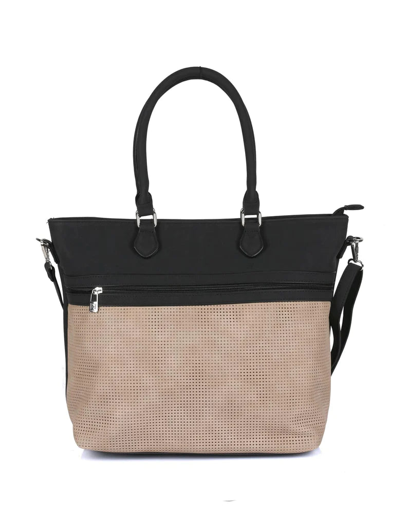 Karla Hanson's Expert Advice: Choosing the Perfect Handbag for Your Style