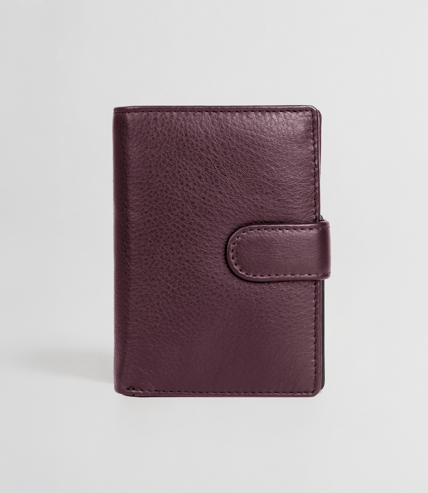 Medium Leather Wallet with Zipper Pocket