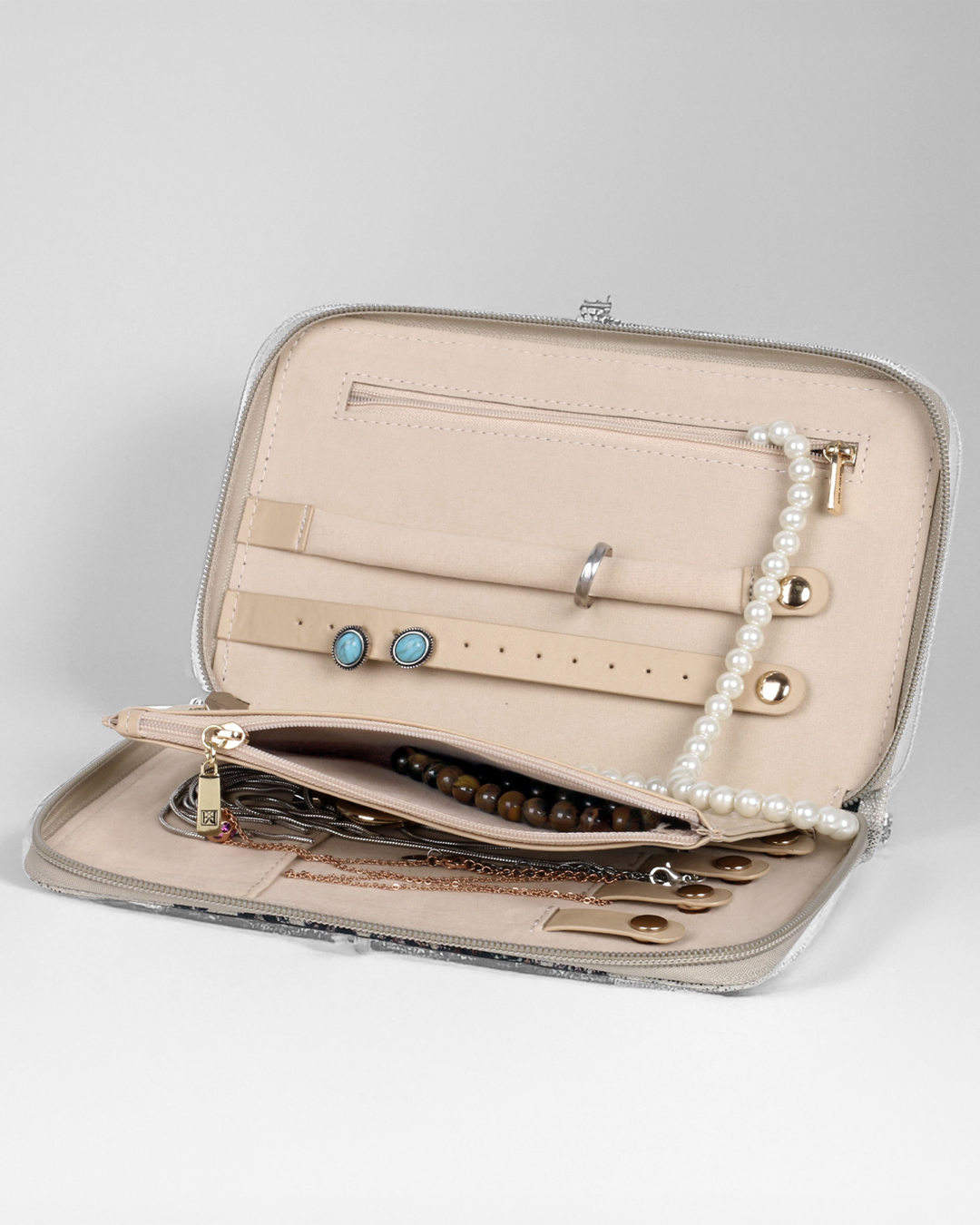 Eva Travel Jewelry Organizer Case